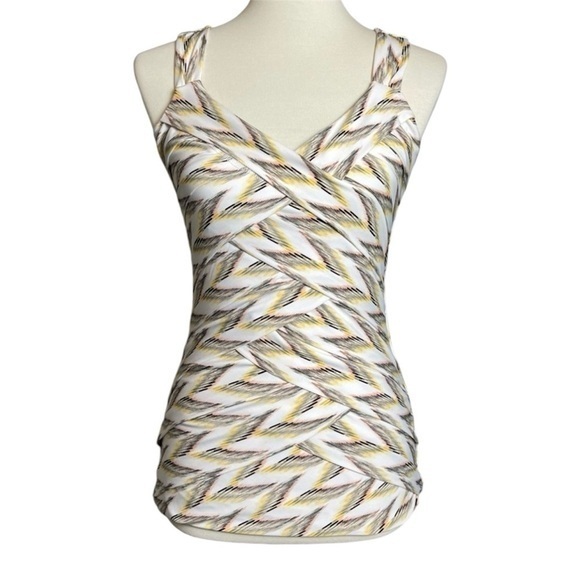 White House Black Market Tops - WHBM White Yellow Layered Patterned V-neck Career Sleeveless Top - Size XS